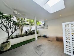 Mangis Road (D15), Terrace #561482991